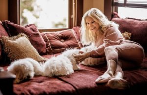 All Of Barbra Streisand’s Dogs Look Exactly The Same – Here’s Why